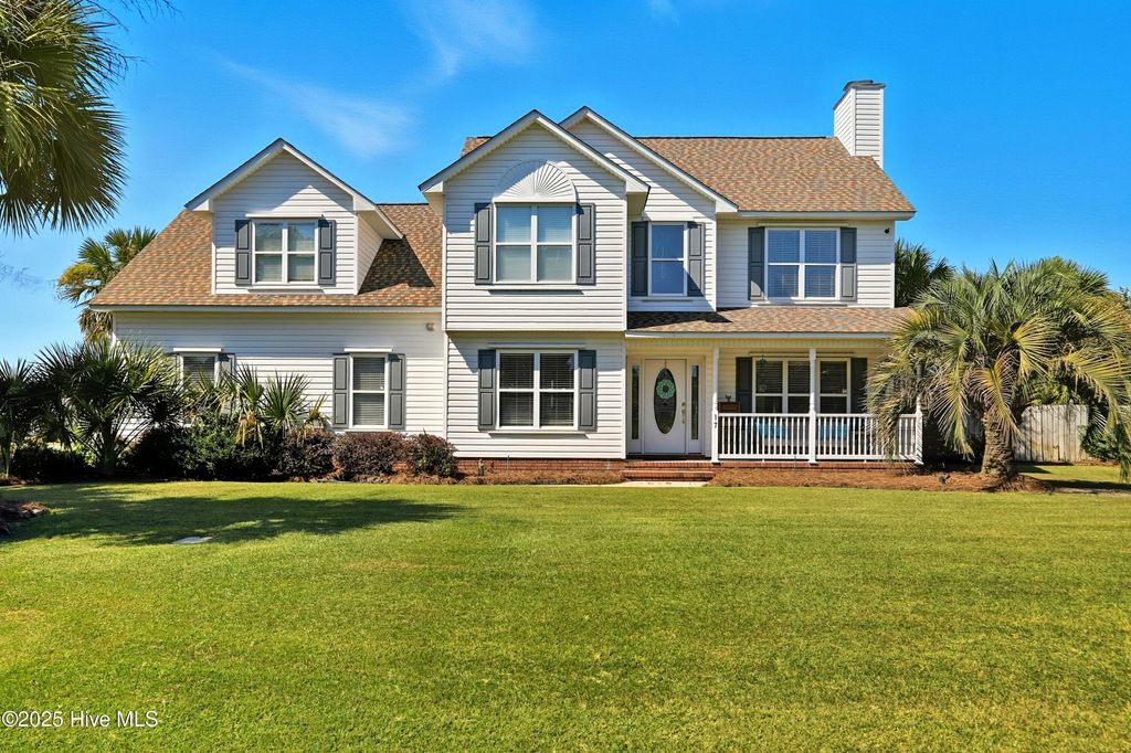 Photo of 17 E Brenda Lee Drive, Hampstead, NC 28443 (MLS # 100532485)