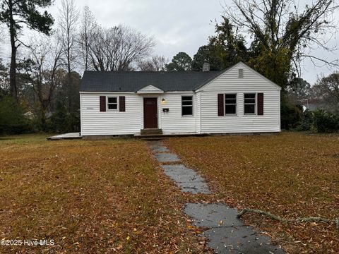Photo of 109 Linden Street, Plymouth, NC 27962 (MLS # 100542588)