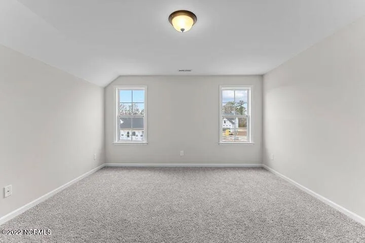 Greenville, North Carolina 27858, United States, 5 Bedrooms Bedrooms, ,3 BathroomsBathrooms,Residential,Active,132358