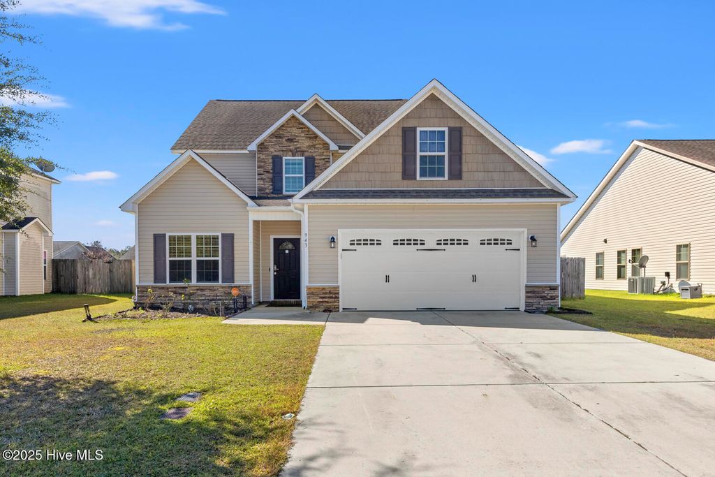 Photo of 943 Dynamo Lane, Jacksonville, NC 28546 (MLS # 100540100)