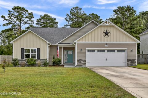 A home in Sneads Ferry