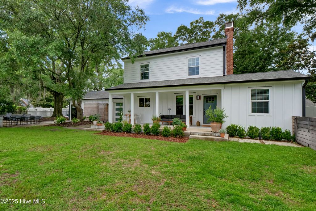 Photo of 2811 Oleander Drive, Wilmington, NC 28403 (MLS # 100515291)