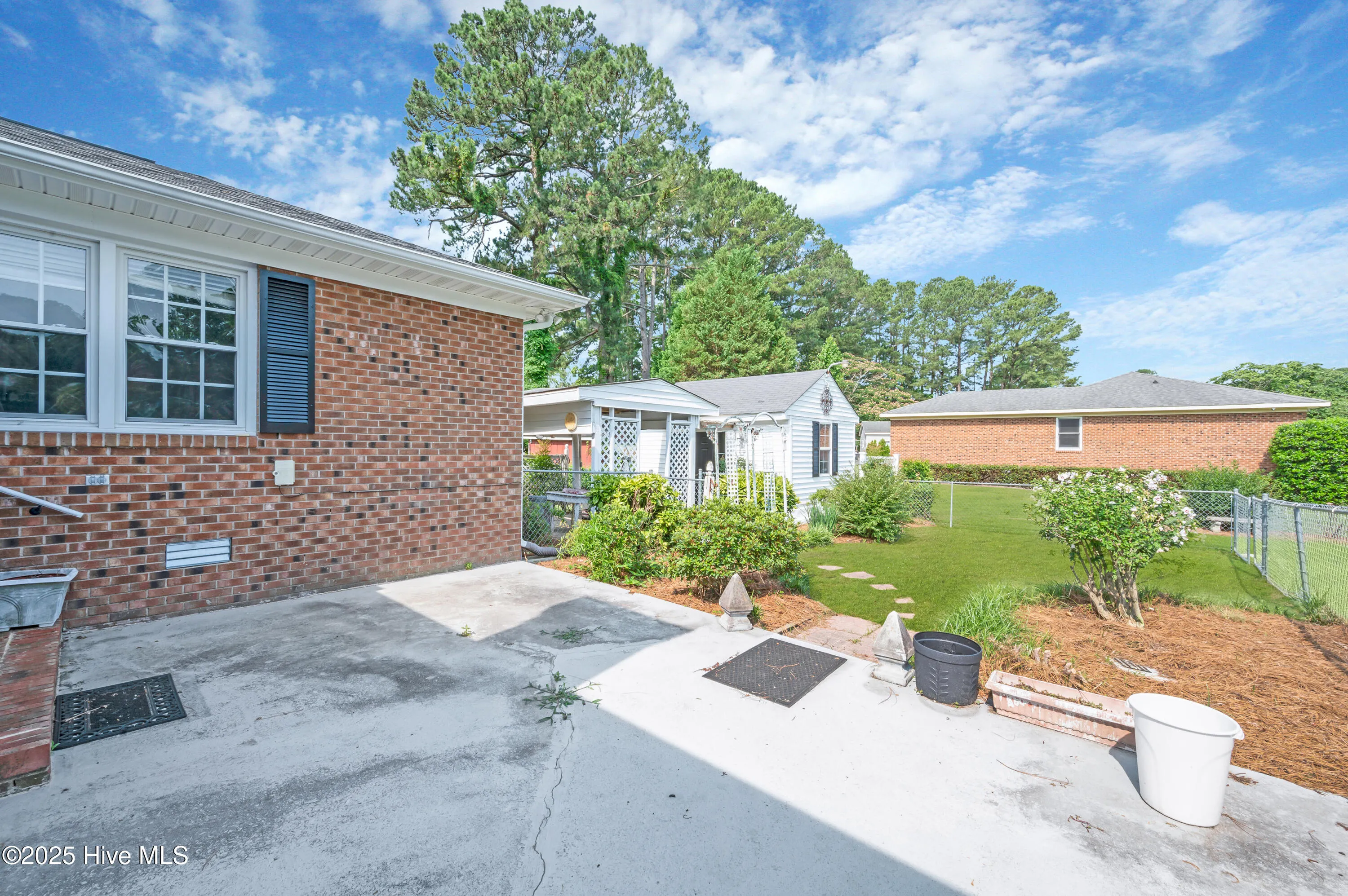 Greenville, North Carolina 27858, United States, 4 Bedrooms Bedrooms, ,3 BathroomsBathrooms,Residential,Active,146734