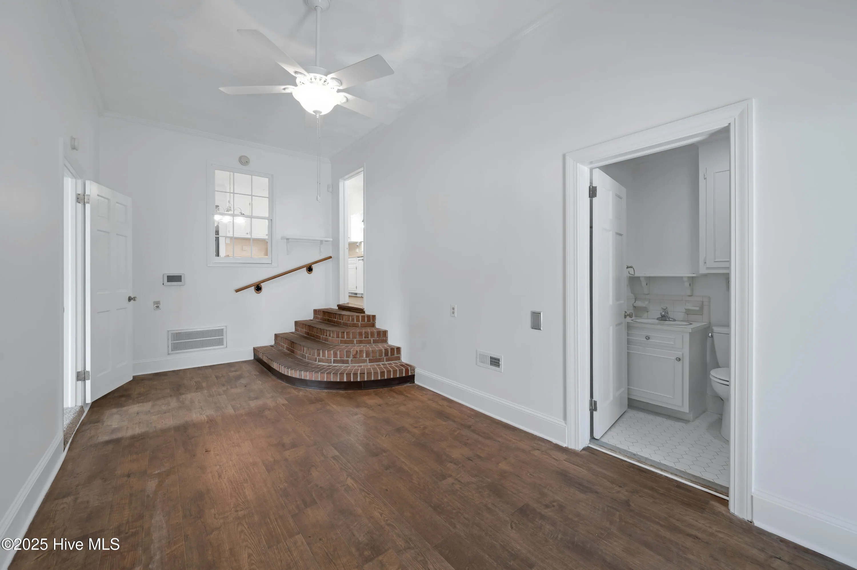 Greenville, North Carolina 27858, United States, 4 Bedrooms Bedrooms, ,3 BathroomsBathrooms,Residential,Active,146734