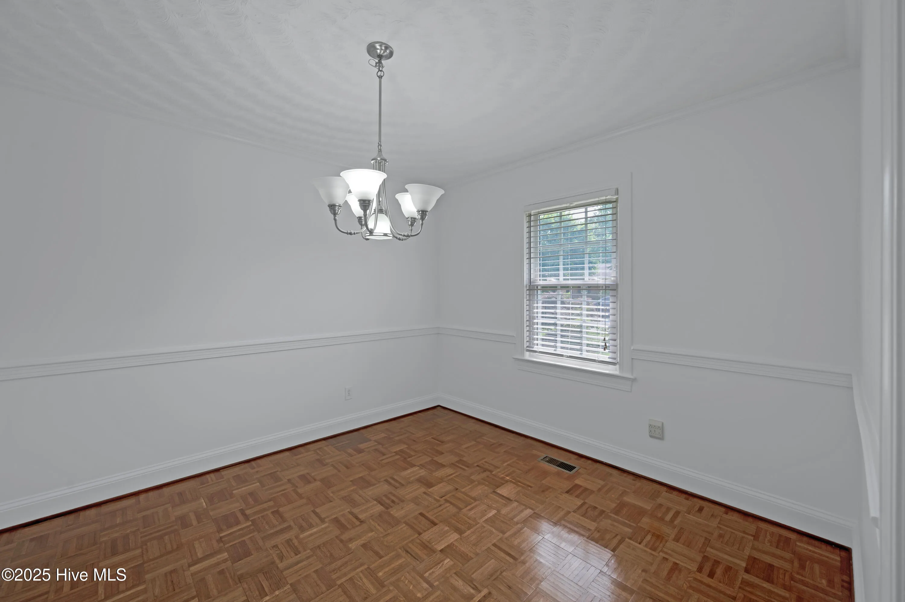 Greenville, North Carolina 27858, United States, 4 Bedrooms Bedrooms, ,3 BathroomsBathrooms,Residential,Active,146734