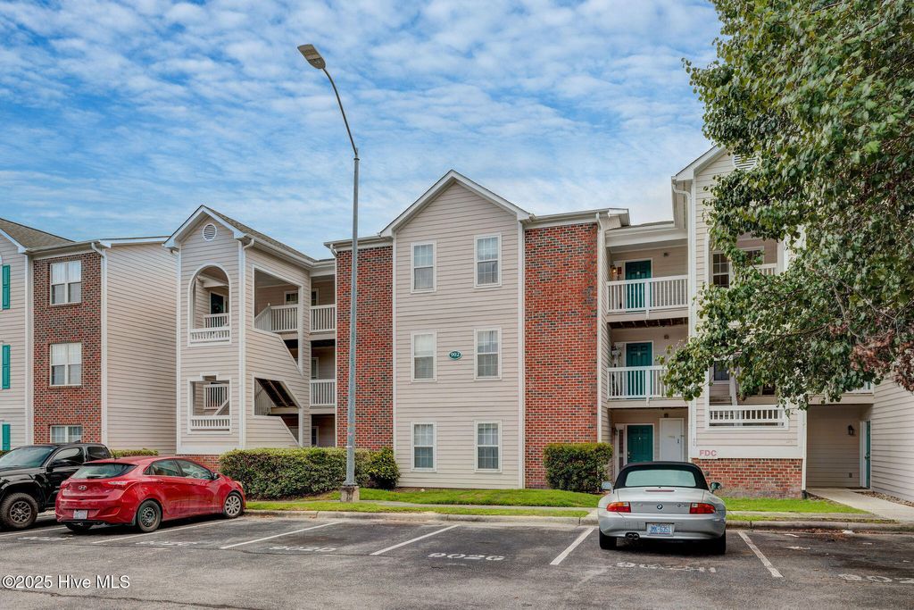 Photo of 902 Litchfield Way #K, Wilmington, NC 28405 (MLS # 100526517)