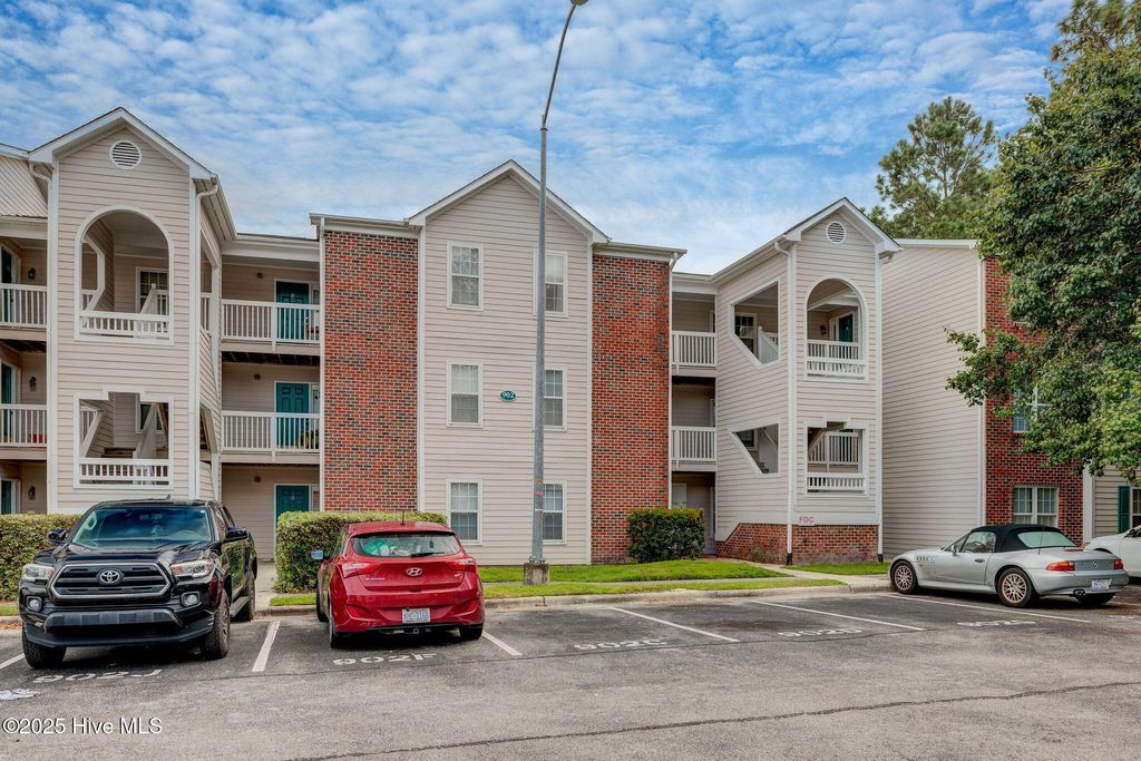 Photo of 902 Litchfield Way #K, Wilmington, NC 28405 (MLS # 100526517)