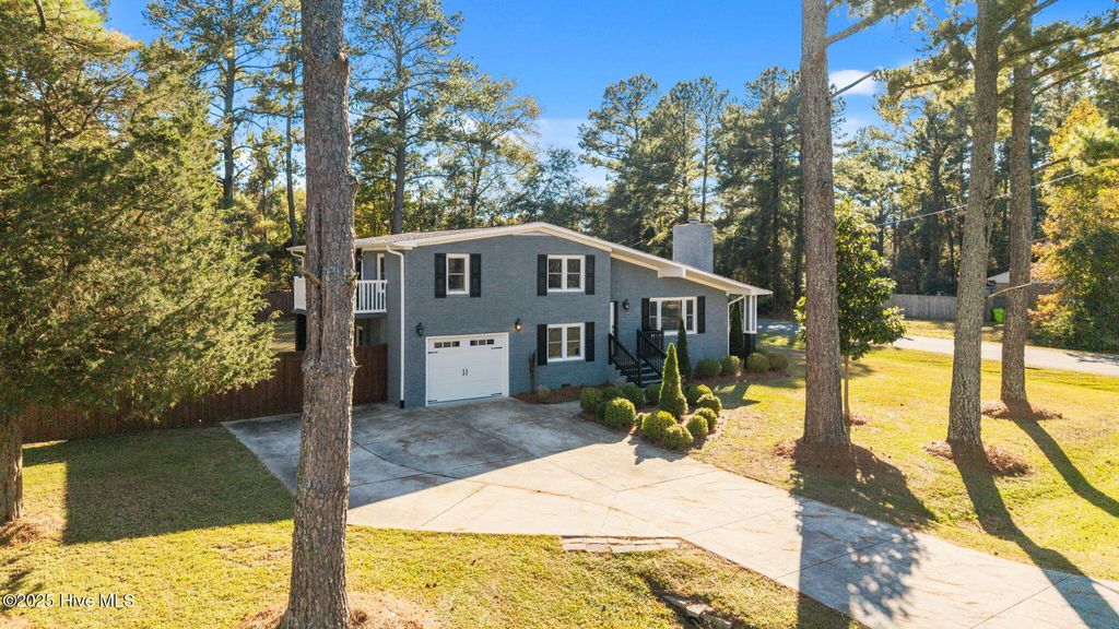 Photo of 1909 Ef Thompkins Lane, New Bern, NC 28562 (MLS # 100539937)