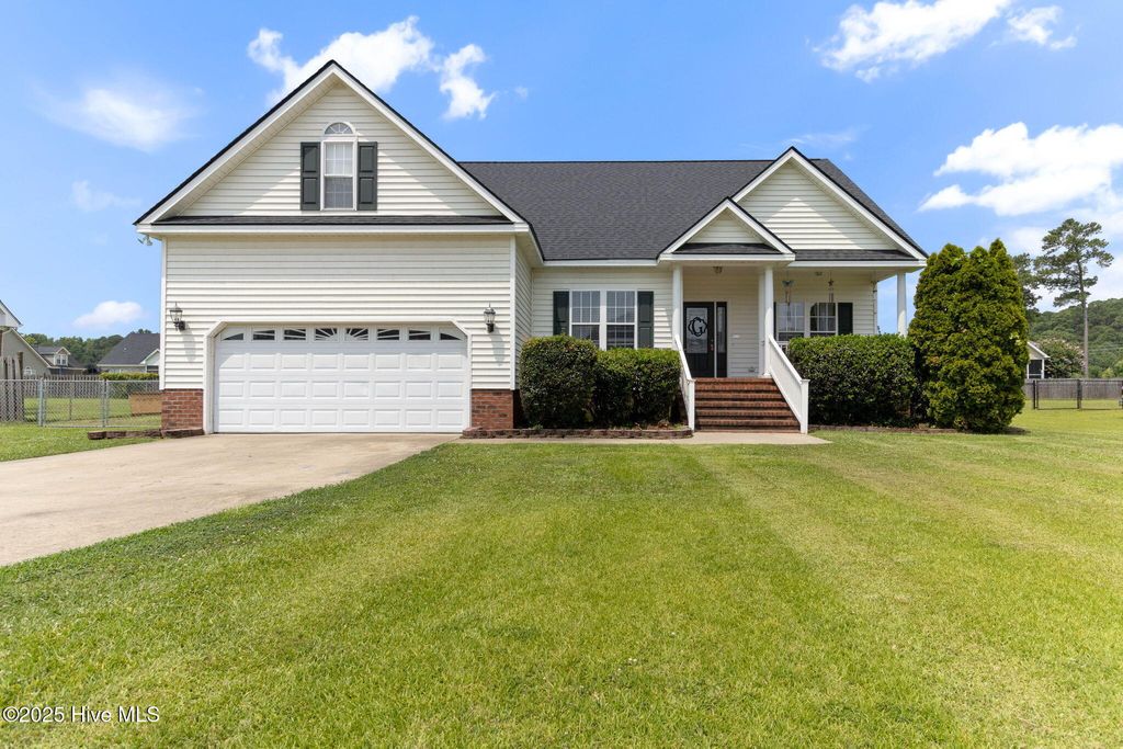 Photo of 203 Maddux Drive, Pikeville, NC 27863 (MLS # 100512144)