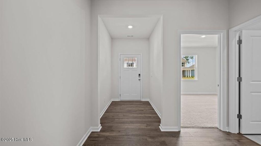 Photo of 1032 Minnette Circle, New Bern, NC 28562 (MLS # 100542115)