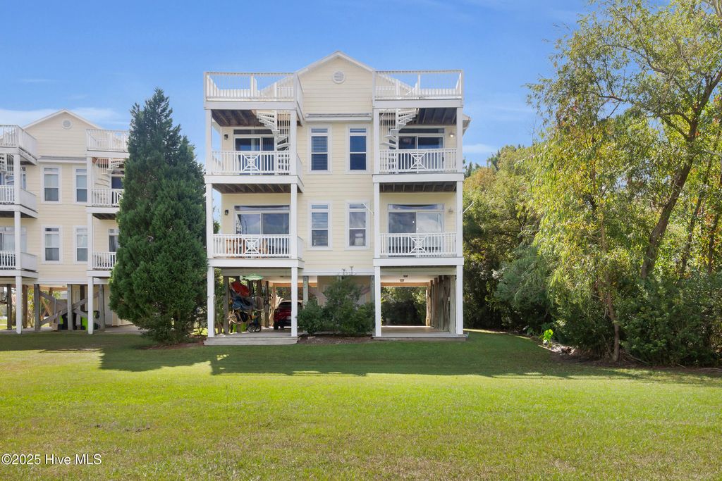Photo of 4001 Marina Townes Drive, New Bern, NC 28560 (MLS # 100532750)