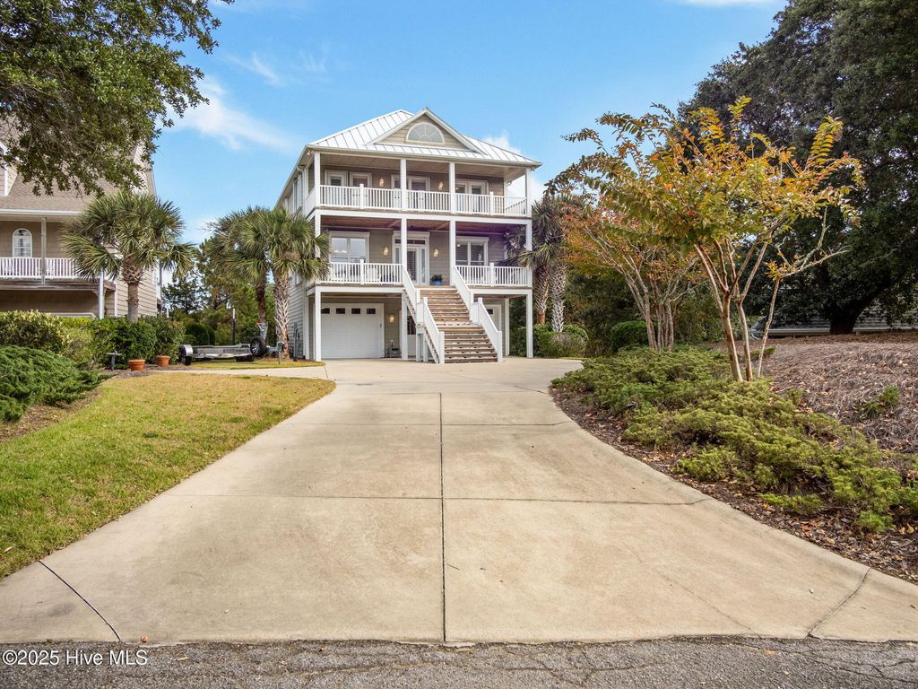 Photo of 106 Kiawa Drive, Indian Beach, NC 28512 (MLS # 100535452)