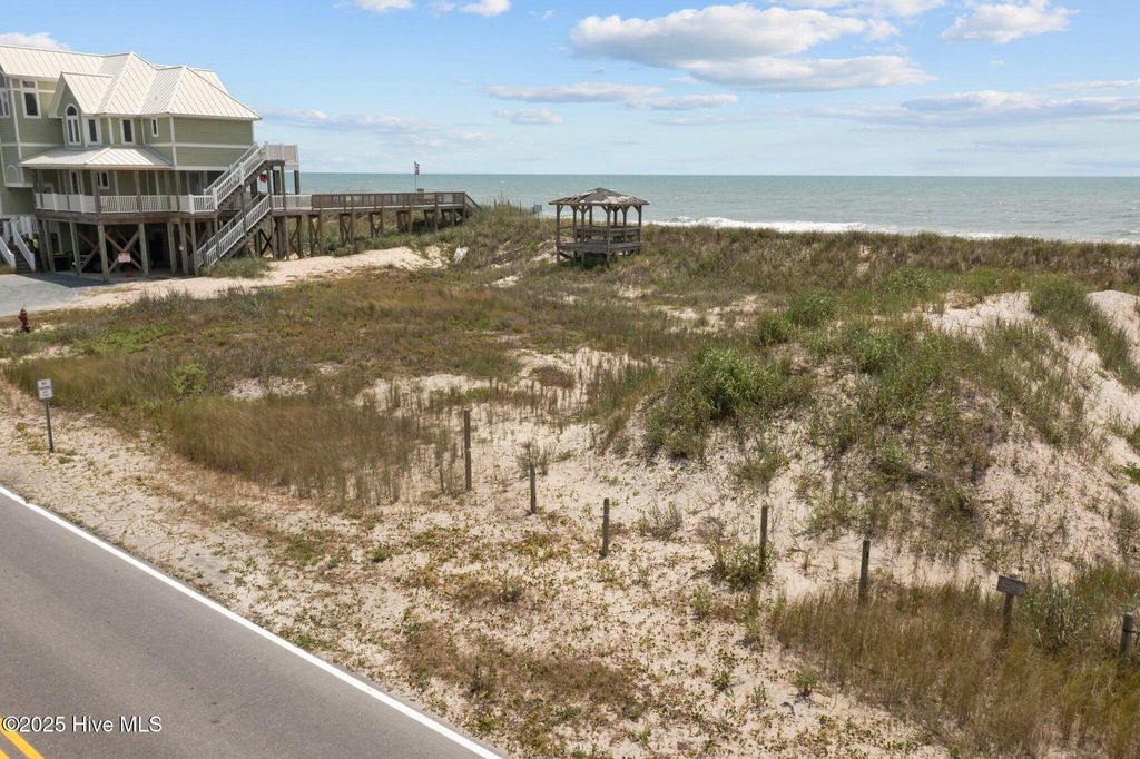 Photo of 508 New River Inlet Road, North Topsail Beach, NC 28460 (MLS # 100531144)
