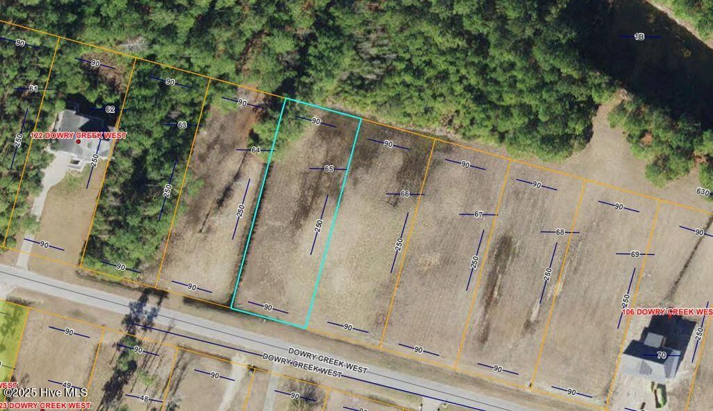 Photo of 65 W Dowry Creek, Belhaven, NC 27810 (MLS # 100510997)