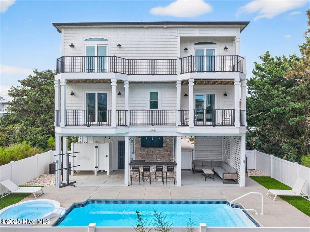 Photo of 428 E Fifth Street, Ocean Isle Beach, NC 28469 (MLS # 100531406)