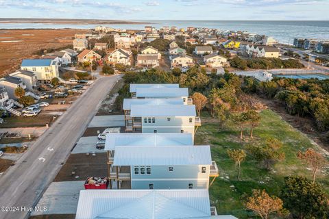 A home in North Topsail Beach