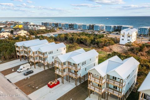 A home in North Topsail Beach