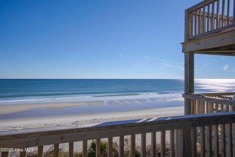 A home in North Topsail Beach