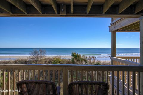 A home in North Topsail Beach