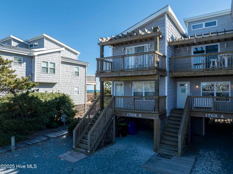 A home in North Topsail Beach