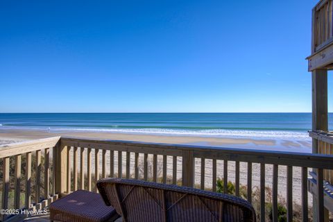 A home in North Topsail Beach