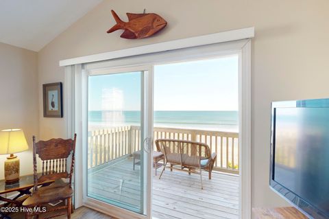 A home in North Topsail Beach