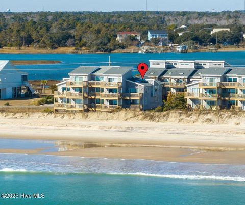 A home in North Topsail Beach