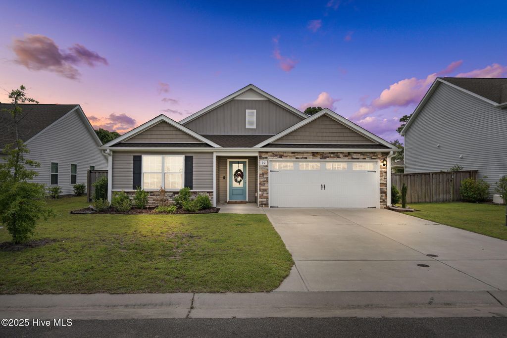 Photo of 10 N Wandering Lane, Hampstead, NC 28443 (MLS # 100518536)