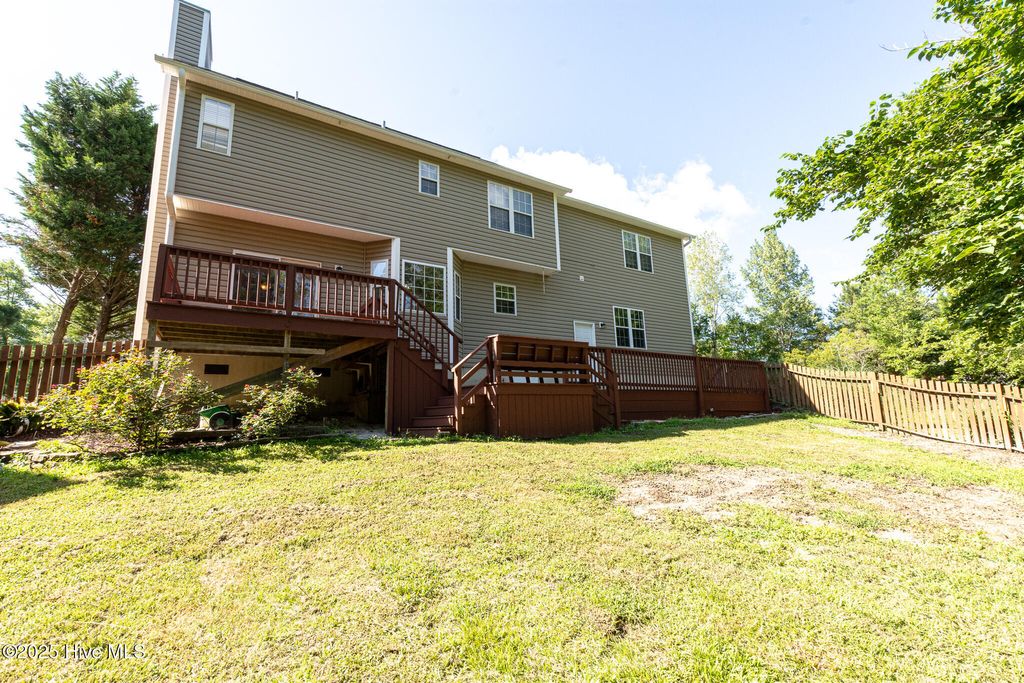 Photo of 410 Celtic Ash Street, Sneads Ferry, NC 28460 (MLS # 100522001)