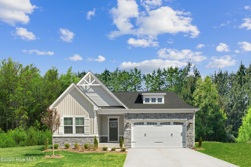 Photo of 4009 Farmfield Drive, Navassa, NC 28451 (MLS # 100534963)