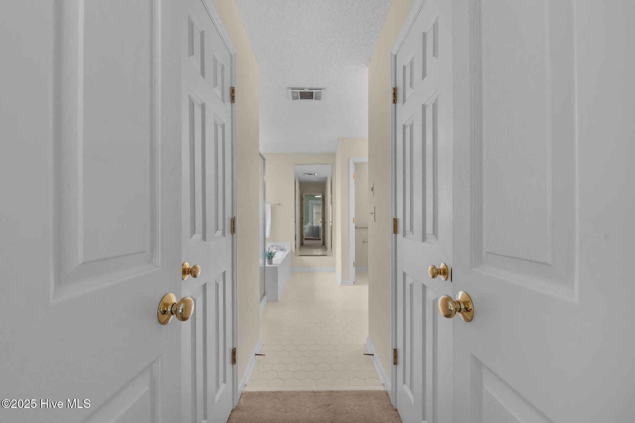 Pinehurst, North Carolina 28374, United States, 3 Bedrooms Bedrooms, ,2 BathroomsBathrooms,Residential,Active,171917