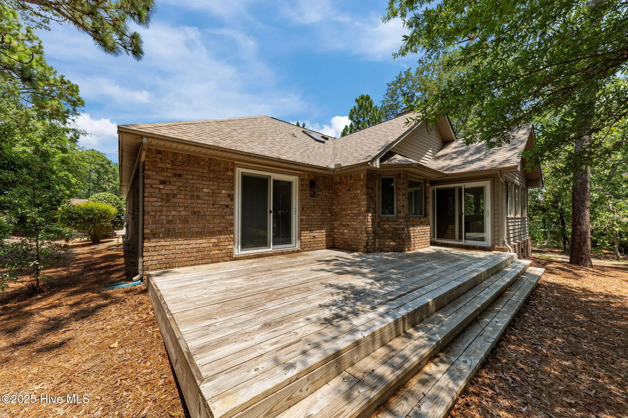 Pinehurst, North Carolina 28374, United States, 3 Bedrooms Bedrooms, ,2 BathroomsBathrooms,Residential,Active,171917