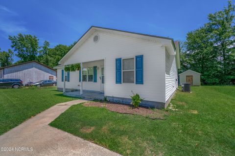 A home in Elizabeth City