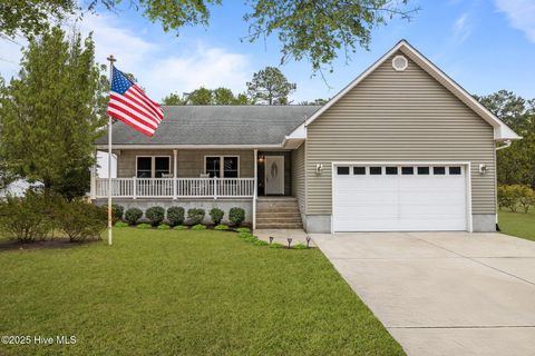 A home in Minnesott Beach