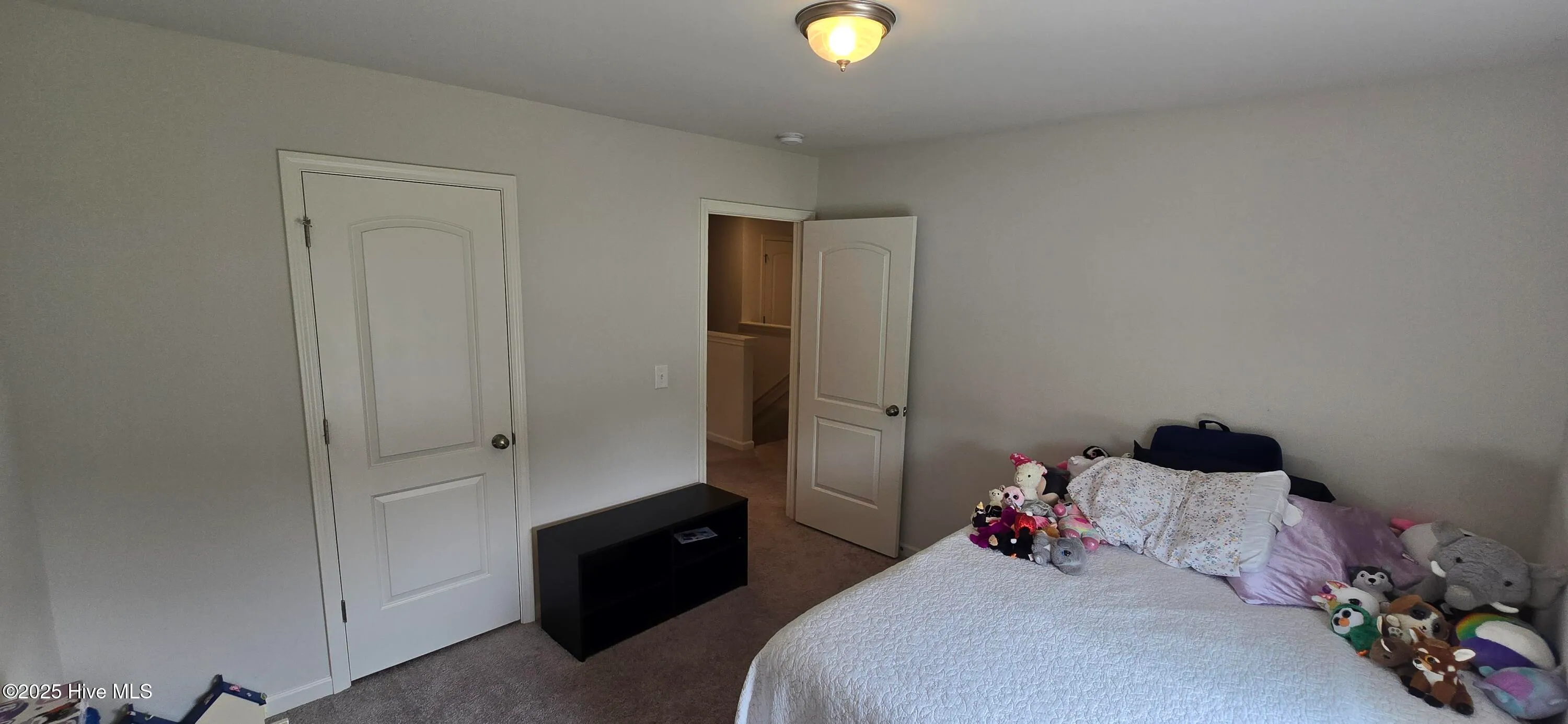 Winterville, North Carolina 28590, United States, 5 Bedrooms Bedrooms, ,3 BathroomsBathrooms,Residential,Active,144696