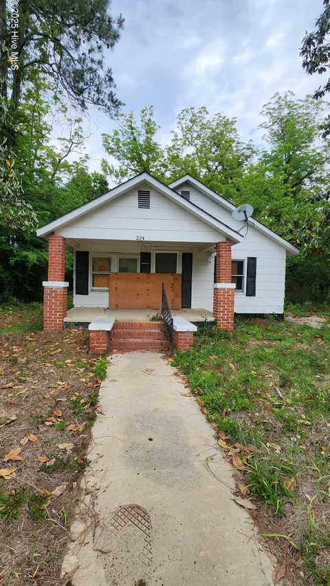 MLS: 100506683