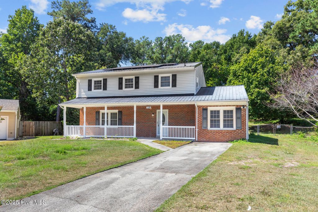 Photo of 118 Lance Court, Jacksonville, NC 28546 (MLS # 100532504)