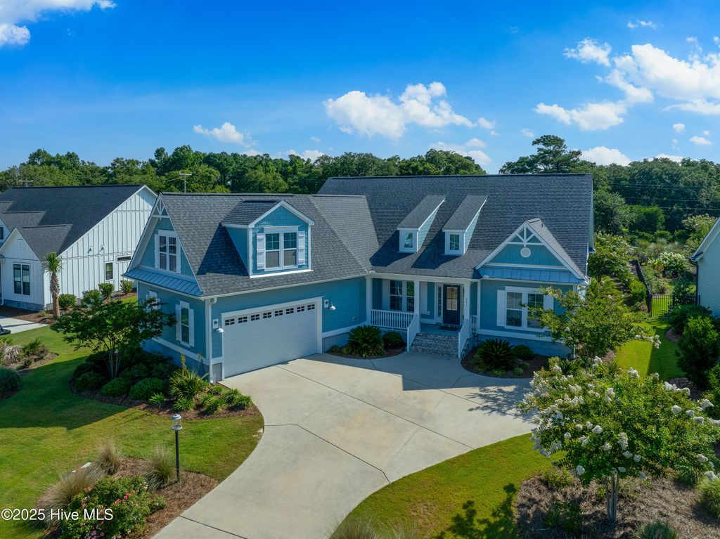 Photo of 141 Voyager Way, Hampstead, NC 28443 (MLS # 100517578)