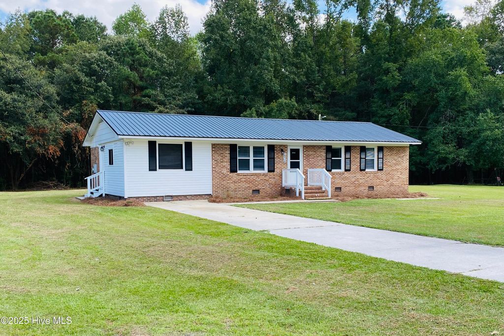Photo of 1924 Millie Christine Road, Whiteville, NC 28472 (MLS # 100530577)
