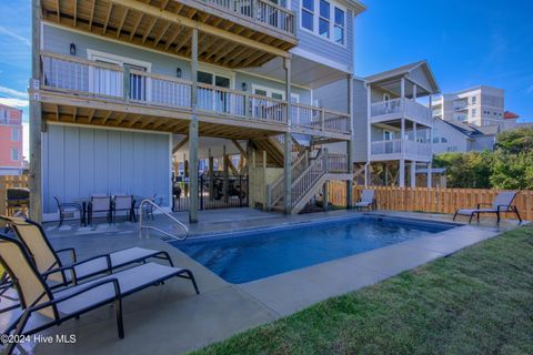 A home in North Topsail Beach