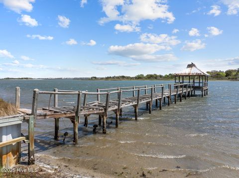 Tiny photo for 21 Shipyard Lane, Hampstead, NC 28443 (MLS # 100502292)