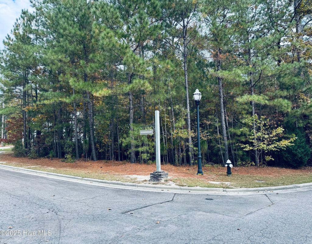 Photo of 1 Kenilwood Court, Pinehurst, NC 28374 (MLS # 100539251)