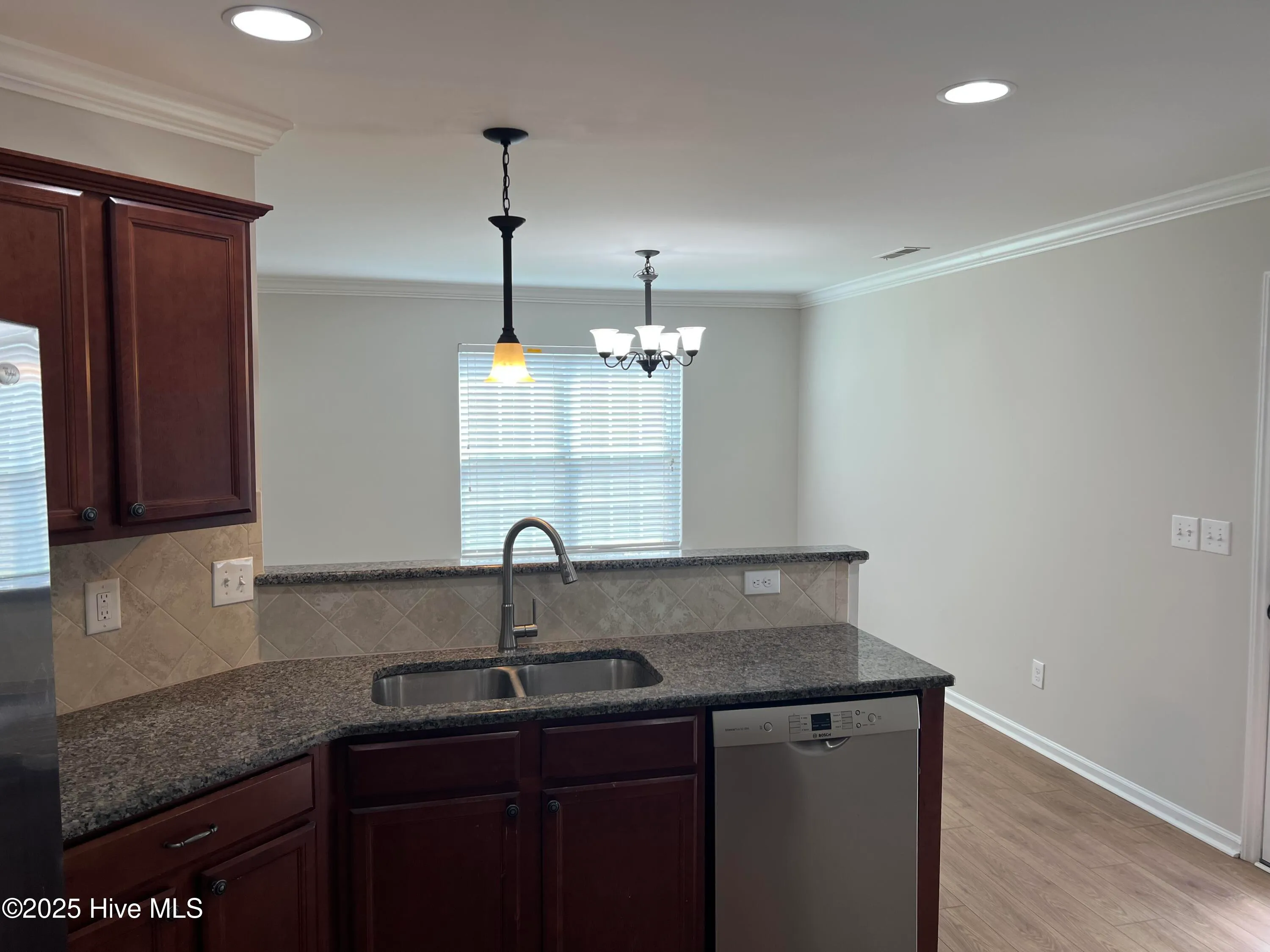 Winterville, North Carolina 28590, United States, 3 Bedrooms Bedrooms, ,3 BathroomsBathrooms,Residential,Active,231321