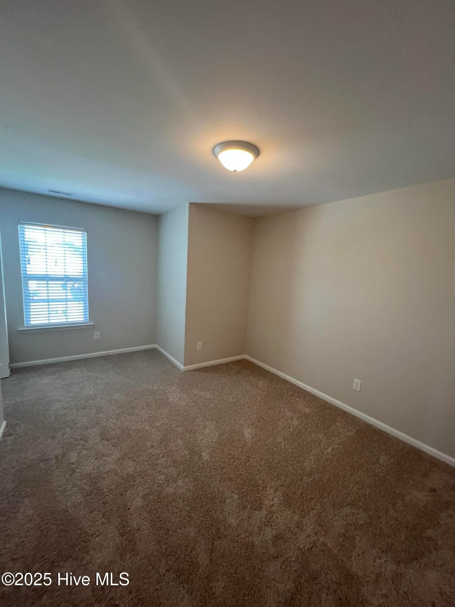 Winterville, North Carolina 28590, United States, 3 Bedrooms Bedrooms, ,3 BathroomsBathrooms,Residential,Active,231321