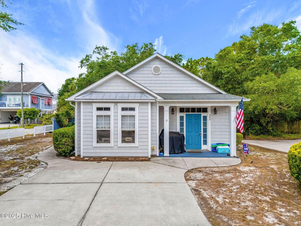 Photo of 408 Risley Road, Carolina Beach, NC 28428 (MLS # 100522781)