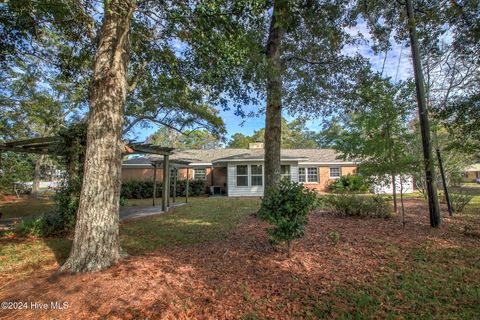 A home in Morehead City