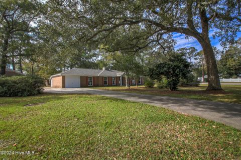 A home in Morehead City