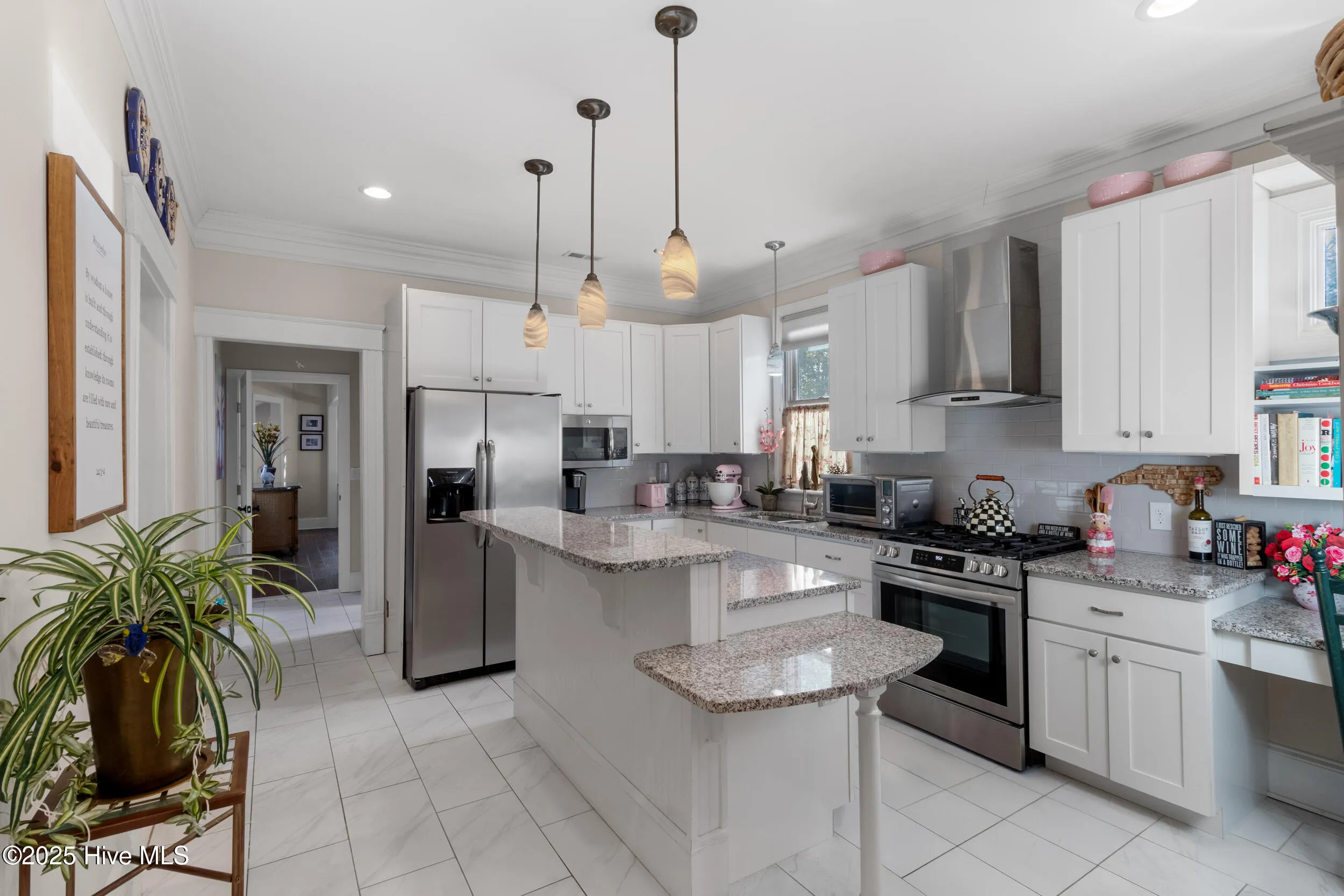 Wilmington, North Carolina 28403, United States, 3 Bedrooms Bedrooms, ,2 BathroomsBathrooms,Residential,Pending,88679