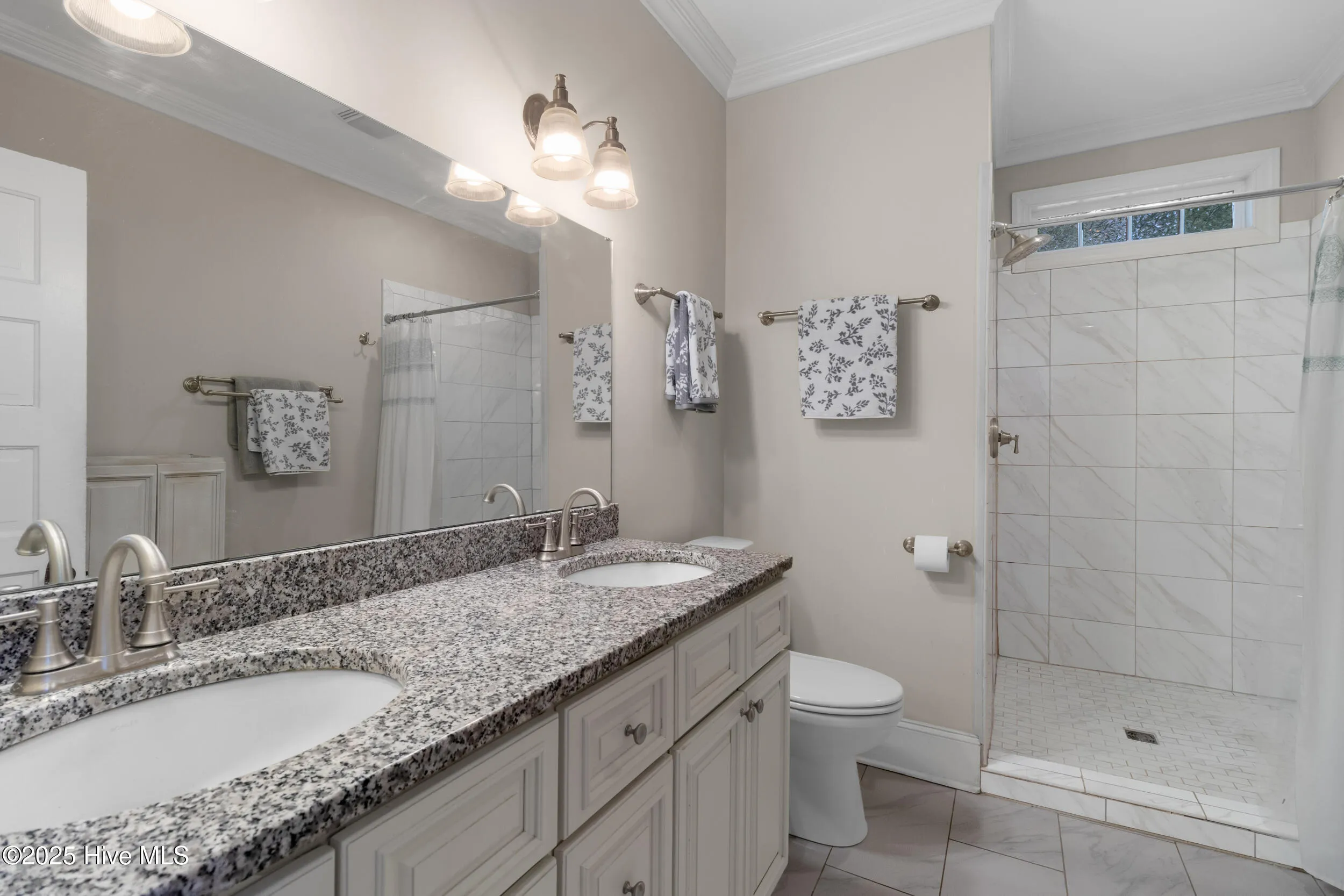 Wilmington, North Carolina 28403, United States, 3 Bedrooms Bedrooms, ,2 BathroomsBathrooms,Residential,Pending,88679