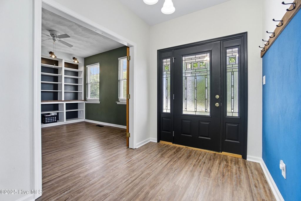 Photo of 109 Eagle Lane, Elizabeth City, NC 27909 (MLS # 100530516)